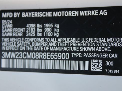 Used 2024 BMW 230i Coupe w/ Premium Package image 17