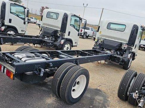 New 2024 Chevrolet Low Cab Forward 5500XG RWD image 6
