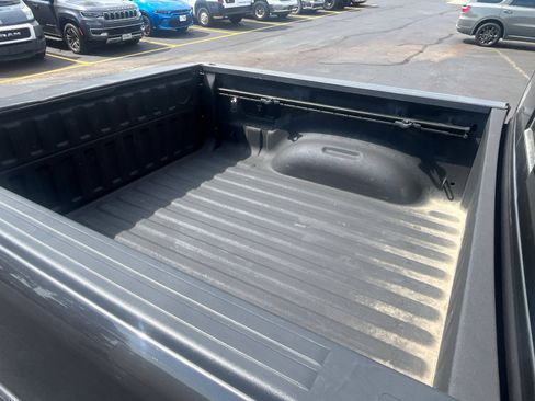 Used 2025 RAM 1500 Big Horn AWD/4WD image 13