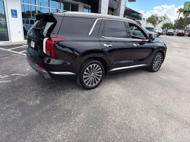 Used 2024 Hyundai Palisade Calligraphy FWD image 7