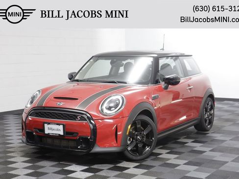 Used 2023 MINI Cooper S w/ Signature Upholstery Package FWD image 1