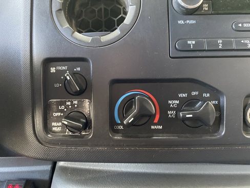 Used 2012 Ford E-450 and Econoline 450 Super Duty w/ Shuttle Bus Prep Pkg image 24