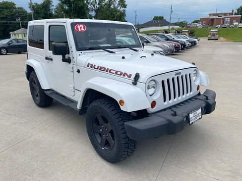 Used 2012 Jeep Wrangler Rubicon w/ Dual Top Group AWD/4WD image 4