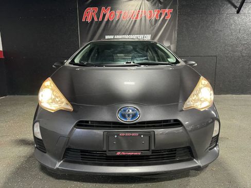 Used 2012 Toyota Prius C image 8