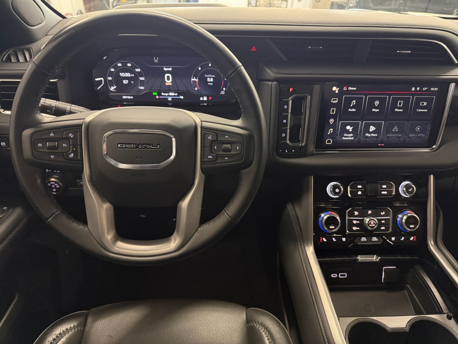 Used 2024 GMC Yukon Denali w/ Max Trailering Package AWD/4WD image 14