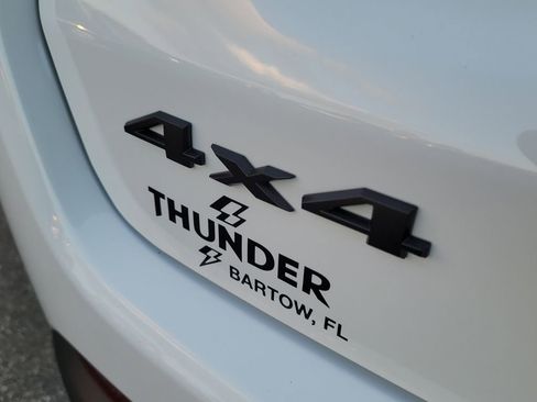 New 2026 Jeep Compass Latitude image 7