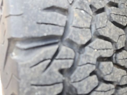 Used 2017 GMC Sierra 1500 SLE w/ SLE Value Package image 33