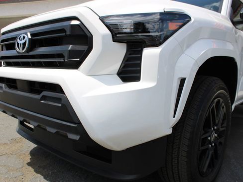 Used 2025 Toyota Tacoma SR RWD image 12