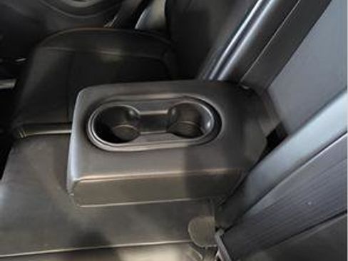 Used 2019 Chevrolet Trax LT w/ LT Convenience Package image 29