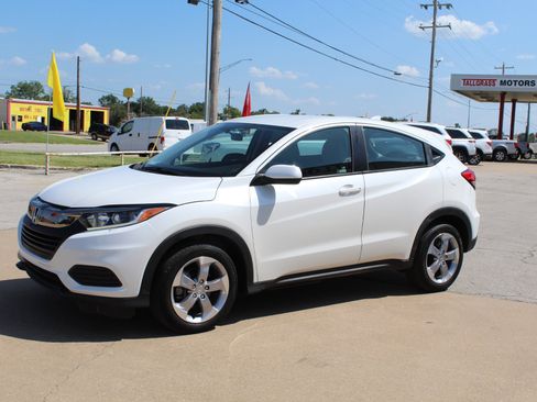 Used 2022 Honda HR-V LX image 10