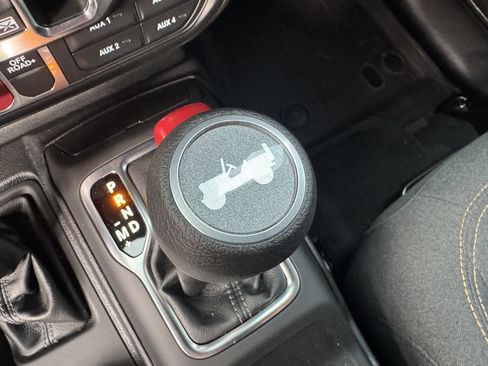 Used 2025 Jeep Wrangler Unlimited Sport S 4xe image 30