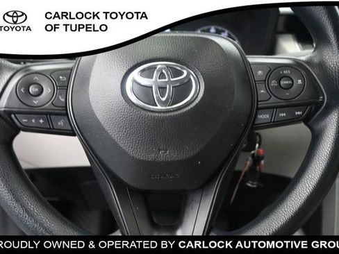 Used 2025 Toyota Corolla Cross L FWD image 20