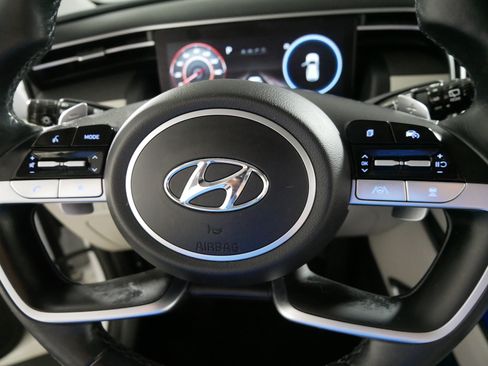 Used 2022 Hyundai Tucson Limited AWD/4WD image 25