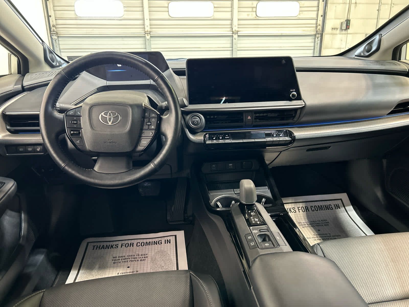 Used 2024 Toyota Prius Limited FWD image 4