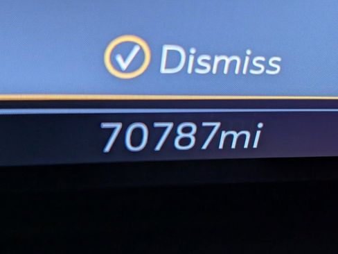 Used 2021 Chevrolet Suburban Premier image 32