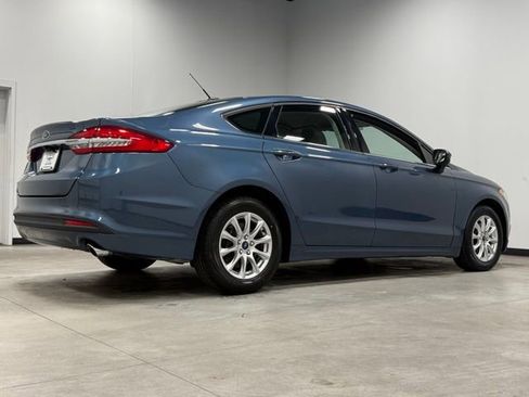 Used 2018 Ford Fusion S image 12