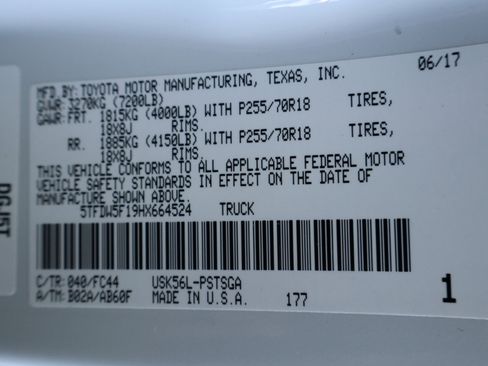 Used 2017 Toyota Tundra SR5 w/ SR5 Upgrade Package image 51