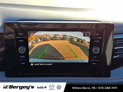 Used 2025 Volkswagen Jetta GLI Autobahn image 20