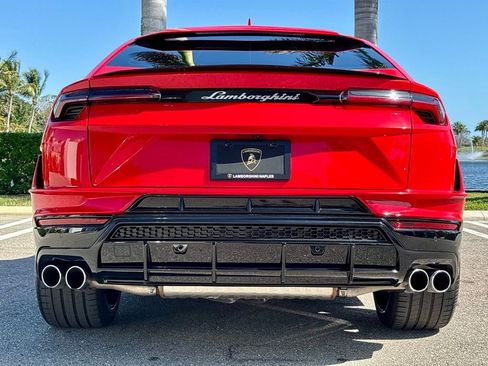 Used 2024 Lamborghini Urus S image 7