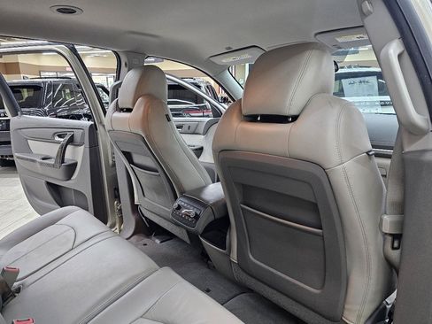 Used 2013 GMC Acadia SLT FWD image 24
