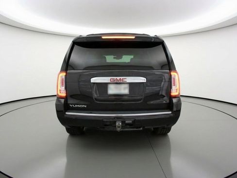 Used 2015 GMC Yukon Denali w/ Premium Package image 4