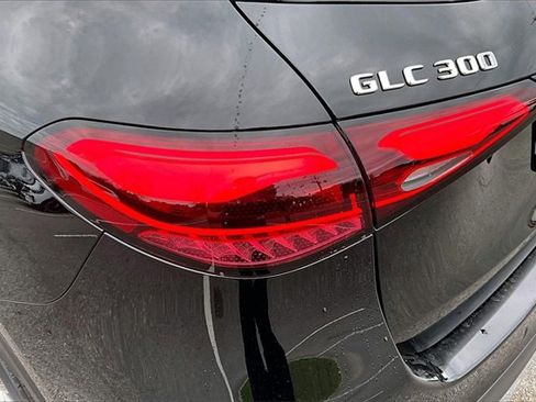 New 2026 Mercedes-Benz GLC 300 image 14