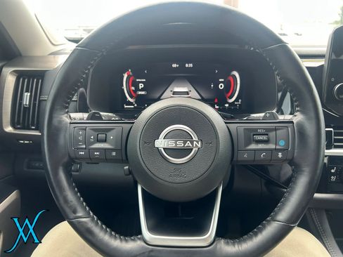 Used 2022 Nissan Pathfinder Platinum w/ Cargo Package FWD image 41