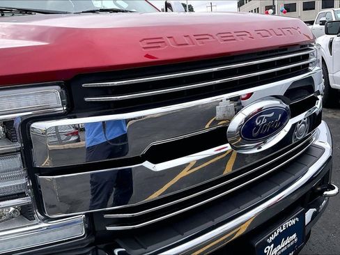 Used 2019 Ford F250 Lariat w/ Lariat Ultimate Package AWD/4WD image 30