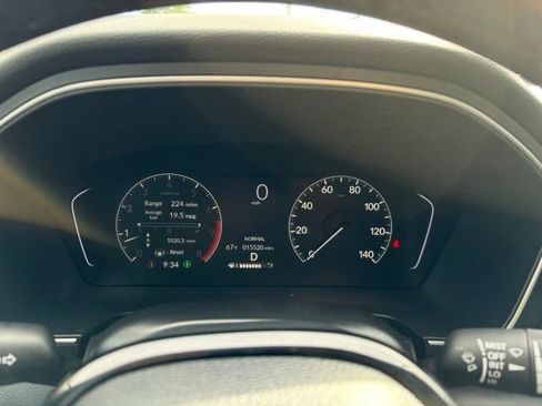 Used 2025 Honda Pilot Touring image 31