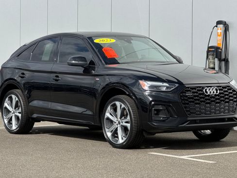 Used 2023 Audi Q5 2.0T Premium Plus w/ Premium Plus Package AWD/4WD image 7