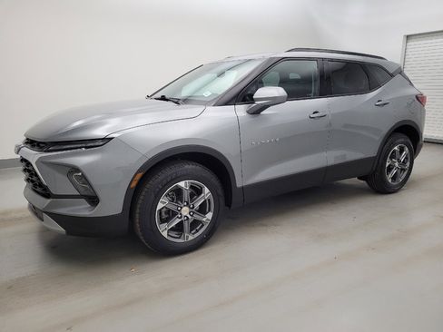 Used 2024 Chevrolet Blazer LT w/ Convenience Package image 2