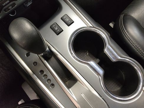 Used 2019 Nissan Pathfinder SL image 26