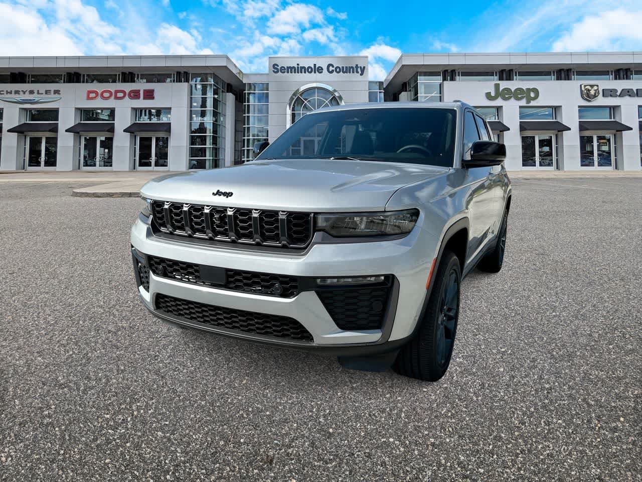 New 2026 Jeep Grand Cherokee Limited AWD/4WD image 1