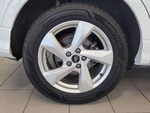 Used 2022 Audi Q3 2.0T Premium w/ Convenience Package AWD/4WD image 5