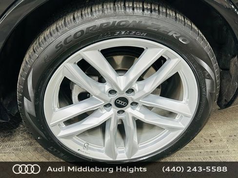 Certified 2025 Audi Q7 3.0T Premium Plus w/ Premium Plus Package AWD/4WD image 37