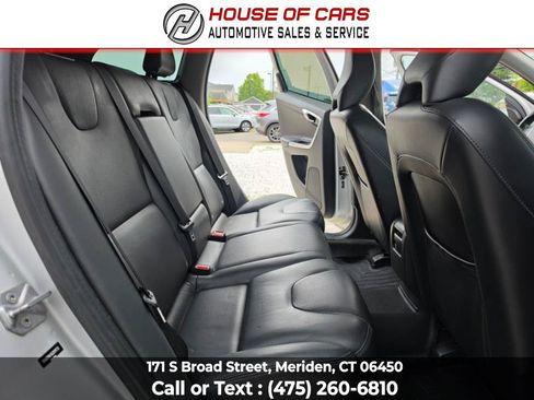 Used 2016 Volvo XC60 T5 Premier w/ Protection Package AWD/4WD image 42