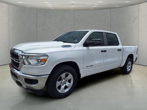 Used 2023 RAM 1500 Big Horn RWD image 9
