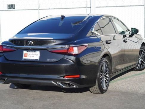 Used 2024 Lexus ES 350 w/ Premium Package image 7