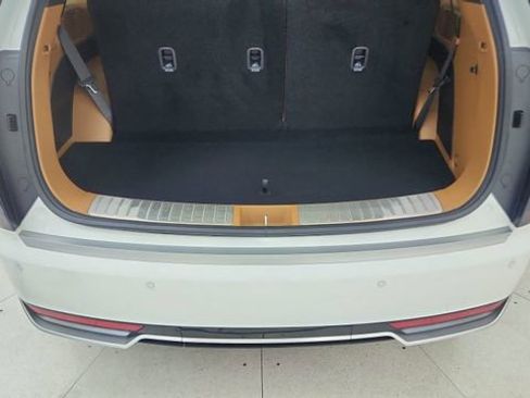 Used 2026 Hyundai Palisade Calligraphy image 14