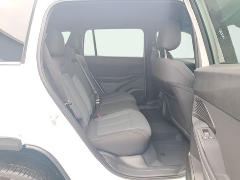 New 2026 Jeep Cherokee Laredo AWD/4WD image 14