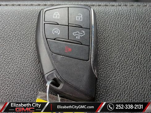 Used 2023 Chevrolet Silverado 1500 LT AWD/4WD image 32