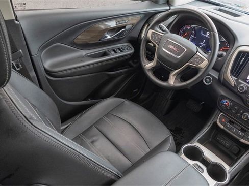 Used 2022 GMC Terrain Denali w/ Denali Premium Package image 23