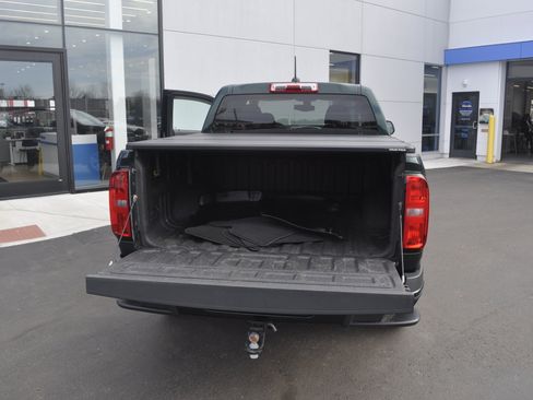 Used 2015 Chevrolet Colorado LT w/ LT Convenience Package image 11