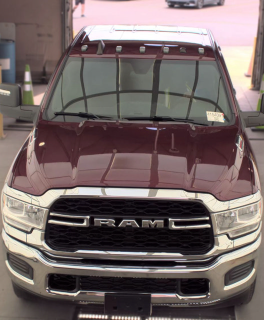 Used 2024 RAM 2500 Tradesman w/ Chrome Appearance Group AWD/4WD image 3