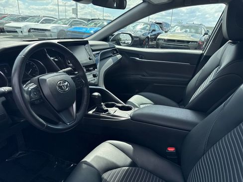 Used 2024 Toyota Camry SE FWD image 11