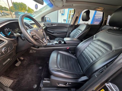 Used 2017 Ford Edge SEL w/ Equipment Group 201A AWD/4WD image 12
