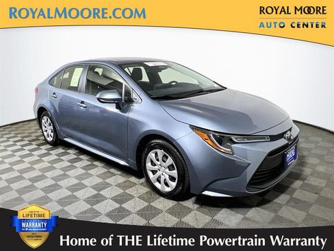 Used 2026 Toyota Corolla LE FWD image 1
