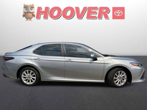 Used 2024 Toyota Camry LE FWD image 2