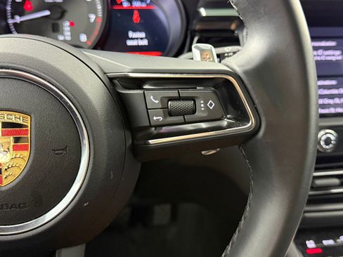 Used 2024 Porsche Macan image 23