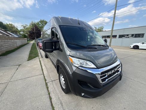 Used 2023 RAM ProMaster 2500 w/ Premium Appearance Group image 22